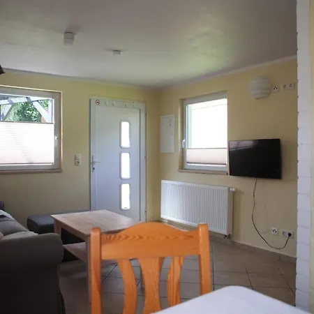 Luett Hus Ruegen, In Strandnaehe