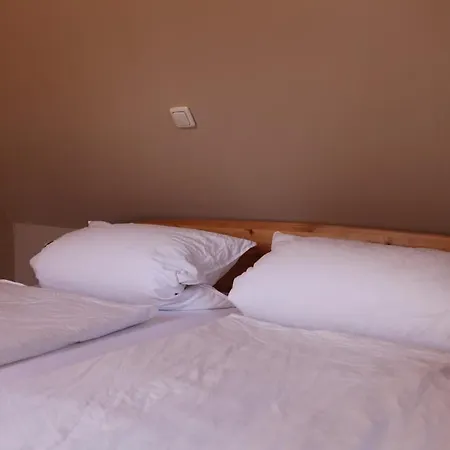 Luett Hus Ruegen, In Strandnaehe * Garz (Rugen)