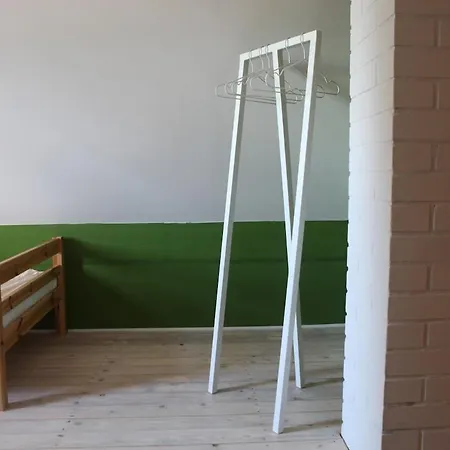 Luett Hus Ruegen, In Strandnaehe Dom wakacyjny Garz (Rugen)