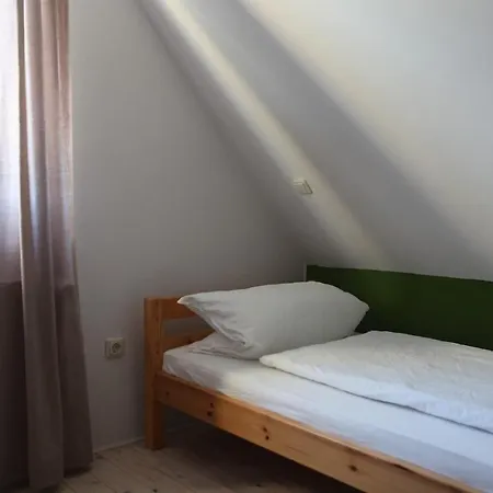 Luett Hus Ruegen, In Strandnaehe * Garz (Rugen)