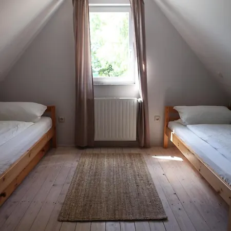 Holiday home Luett Hus Ruegen, In Strandnaehe